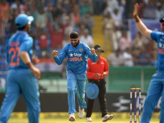 India's Harbhajan Singh, centre, celebrates with teammates the dismissal of South Africa's David Miller during the first innings. (AFP Photo) India's Harbhajan Singh, centre, celebrates with teammates the dismissal of South Africa's David Miller during the first innings. (AFP Photo)