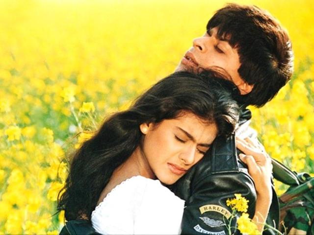 Kajol, SRK in DDLJ.(YouTube)