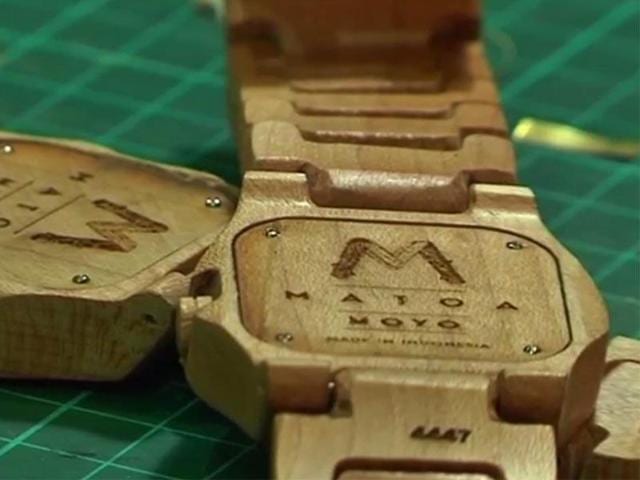 <p>In Indonesia, old wood scraps are finding new life as fashion accessories. The company Matoa is turning discarded wood from local furniture makers into stunning timepieces.</p><p>The Matoa brand is perfect timing for Indonesia, as the country seeks to encourage creativity and attract new artists. About 25 watchmakers work around the clock to create about 25 watches per day. Each wooden watch sells for between Rs 5000 to Rs.8000. They are sold in at least nine countries, including Singapore, China, Japan, South Africa and the United States.</p>