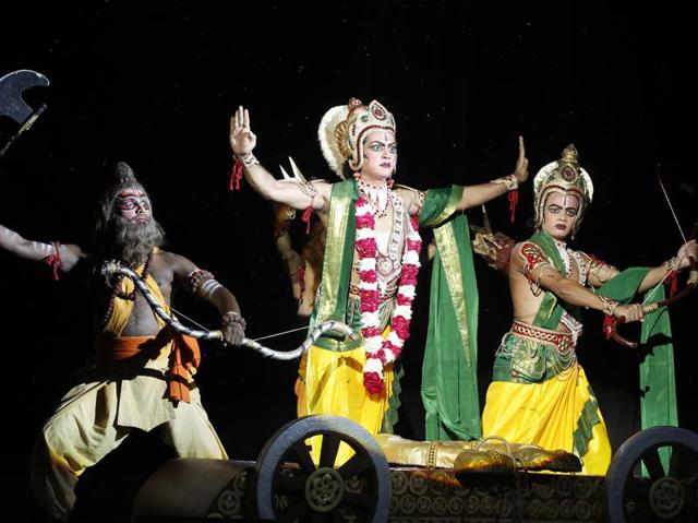 Artists Bring Epic Ramayana To Life In ‘Ramlila’ | Hindustan Times