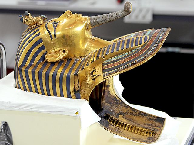 King Tutankhamun’s Gold Mask To Get A Facelift Hindustan Times