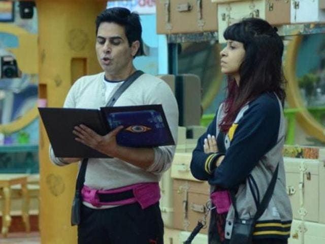 Bigg Boss called Aman and Kishwer into the confession room and appointed them as the authority in this week’s task. Bigg Boss called Aman and Kishwer into the confession room and appointed them as the authority in this week’s task.
