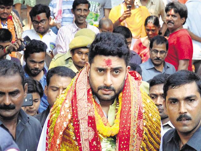 Bollywood actor Abhishek Bachchan visits Kamakhya temple in Guwahati on the occasion of Maha Saptami on Tuesday. (PTI)