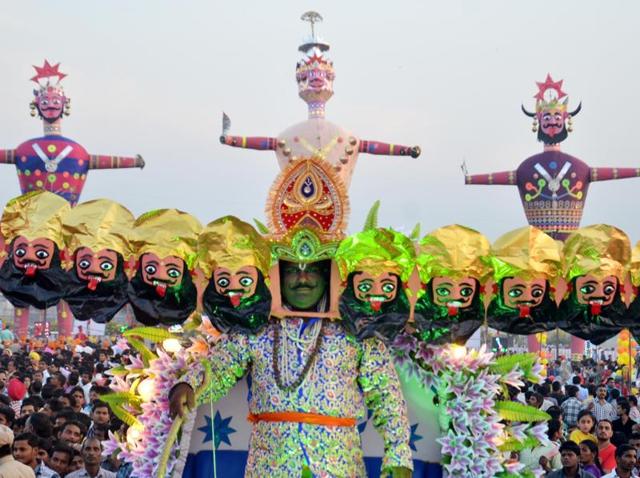 The festival is celebrated with fanfare and enthusiasm across the region, with effigies of Raavana, Kumbhakaran and Meghnad being lit on fire. (SAmeer Sehgal/HT Photo)