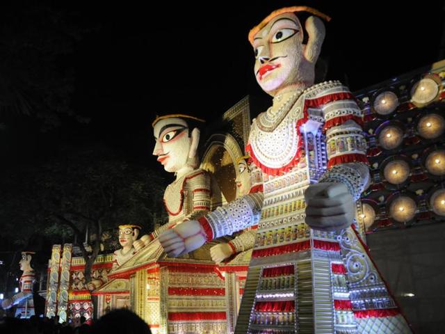 Tridhara Puja Pandal in South Kolkata. Celebrations include colourfully decorated pandals and idols. (Subhankar Chakraborty/HT Photo)