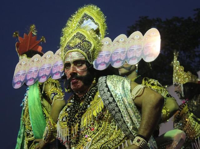 The battle between Ravana and Ram at the Gaushala Ground during Dussehra celebrations in Gurgaon on Thursday. (Parveen Kumar/Hindustan Times)
