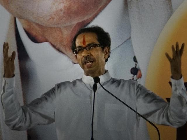 Thousands of Shiv Sena supporters at the party’s Dussehra rally at Shivaji Park on Thursday. (Vijayanand Gupta/HT photo) Thousands of Shiv Sena supporters at the party’s Dussehra rally at Shivaji Park on Thursday. (Vijayanand Gupta/HT photo)