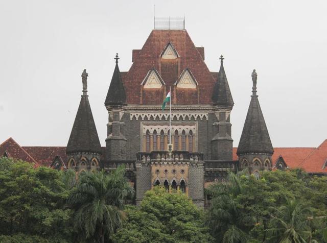 The Bombay high court had earlier directed the government to submit a time-bound schedule for demolition of the 1,742 illegal shrines, of which 681 were located within limits of 26 municipal corporations across the state and 1,061 were outside civic limits.(HT photo)