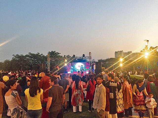 Dussehra celebrations at Park Place condominium. (HT Photo) Dussehra celebrations at Park Place condominium. (HT Photo)