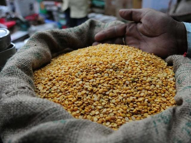 Tur dal on sale at a shop in Bhopal. (Mujeeb Faruqui/HT Photo) Tur dal on sale at a shop in Bhopal. (Mujeeb Faruqui/HT Photo)