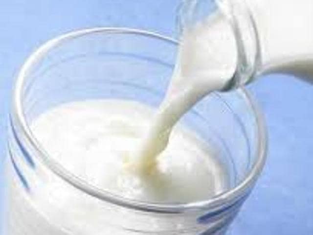 The police seized 13,000-litre adulterated milk. More than 4,500-kg synthetic powder, 1,000-litre refined oil, more than 135-litre food additives. (HT Photo) The police seized 13,000-litre adulterated milk. More than 4,500-kg synthetic powder, 1,000-litre refined oil, more than 135-litre food additives. (HT Photo)