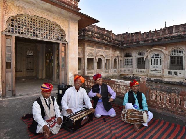 The Manganiyar community of Rajasthan, traditionally a folk singers community performs at the Mehrangarh fort. The Manganiyars are considered among the most learned musicians in Rajasthan. (Saumya Khandelwal/Hindustan Times)
