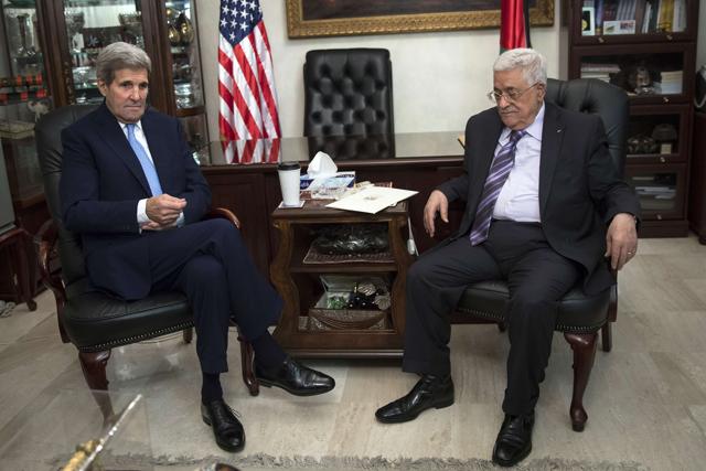US Secretary of State John Kerry holds a meeting with Palestinian president Mahmud Abbas in Amman on October 24, 2015. Kerry met Abbas on a mission to quell more than three weeks of deadly Israeli-Palestinian violence. (AFP Photo) US Secretary of State John Kerry holds a meeting with Palestinian president Mahmud Abbas in Amman on October 24, 2015. Kerry met Abbas on a mission to quell more than three weeks of deadly Israeli-Palestinian violence. (AFP Photo)