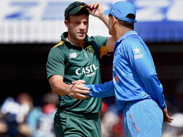 https://images.hindustantimes.com/rf/image_size_640x362/HT/p2/2015/10/25/Pictures/2nd-odi-india-vs-south-africa_856b6cb2-7ae8-11e5-8b8b-eaf588ebab77.jpg