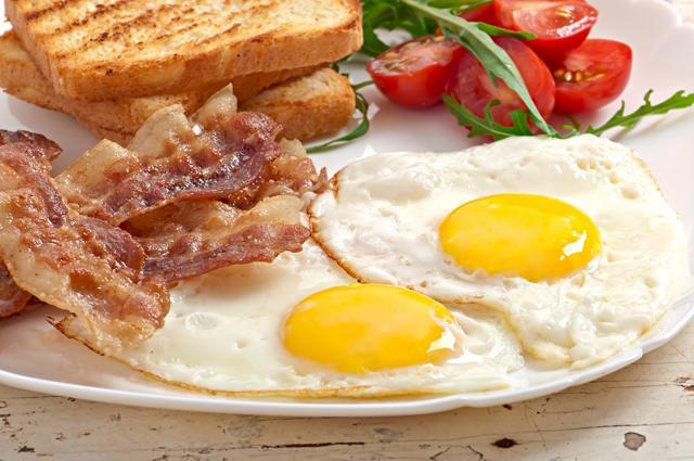 Skipping breakfast and eating well throughout the day can help you lose weight. (Shutterstock) Skipping breakfast and eating well throughout the day can help you lose weight. (Shutterstock)