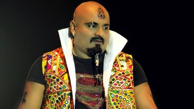 Singer Arving Vegda. (COLORS TV)