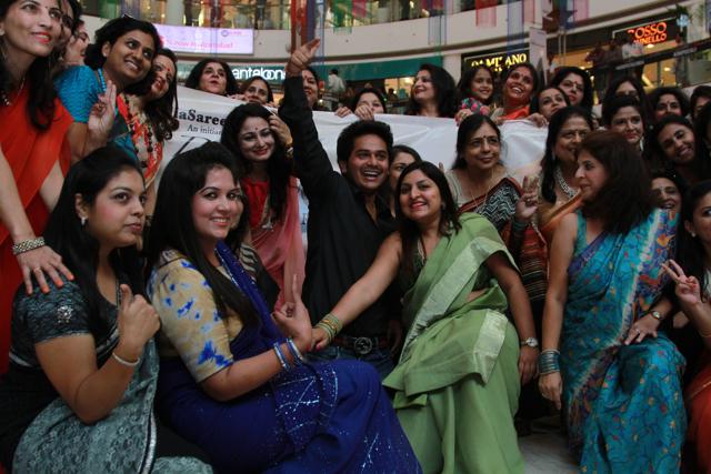The ladies, rocked to the beats of Bollywood chartbusters such as London Thumakda, Sari Ke Fall Sa, Girls Like To Swing, Indiawaale, and Galla Goodiyaan as the audience cheered them on. (Waseem Gashroo/HT Photo)