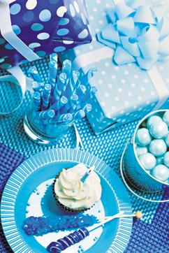Candy and cupcakes for a little boys first birthday party. (ISTOCK)