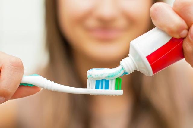 Dating teens make sure to brush every time they step out of the house. (Shutterstock) Dating teens make sure to brush every time they step out of the house. (Shutterstock)