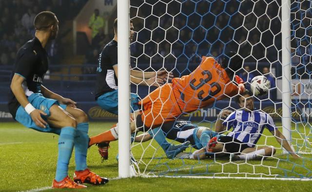 Sam Hutchinson scores the third goal for Sheffield Wednesday. (Reuters Photo)