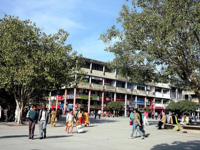 Under the rejuvenation plan, greater emphasis will be laid on landscaping and ornamental benches for visitors at Sector 17 in Chandigarh. (HT Photo) Under the rejuvenation plan, greater emphasis will be laid on landscaping and ornamental benches for visitors at Sector 17 in Chandigarh. (HT Photo)