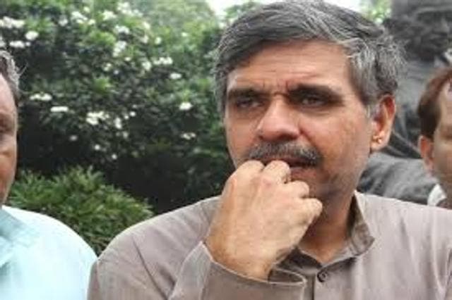 Sandeep Dikshit, son of former Delhi chief minister Sheila Dikshit and former Lok Sabha MP, said on Wednesday that it was possibly the first time in independent India that the government failed in its duty to protect people.HT (HT Photo) Sandeep Dikshit, son of former Delhi chief minister Sheila Dikshit and former Lok Sabha MP, said on Wednesday that it was possibly the first time in independent India that the government failed in its duty to protect people.HT (HT Photo)