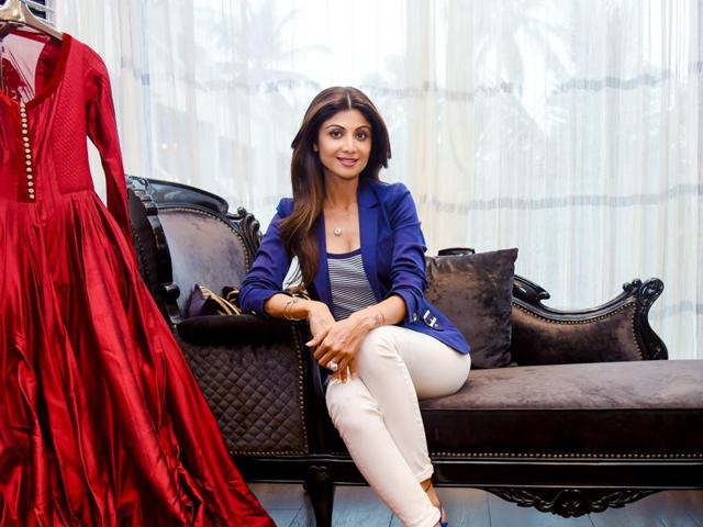 Shilpa Shetty Designer Saree With Digital Print Bollywood Party Wear Saree  in USA, UK, Malaysia, South Africa, Dubai, Singapore