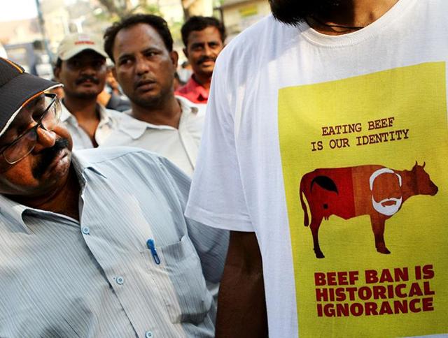 File photo of a student wearing a T-shirt with a message protesting Maharashtra government’s beef ban order.(HT Photo) File photo of a student wearing a T-shirt with a message protesting Maharashtra government’s beef ban order.(HT Photo)