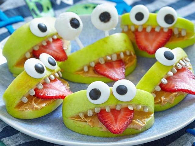 If you are planning a Halloween bash, conjure up these eerie dishes and concoctions that city-based restaurants recommend. (Shutterstock) If you are planning a Halloween bash, conjure up these eerie dishes and concoctions that city-based restaurants recommend. (Shutterstock)