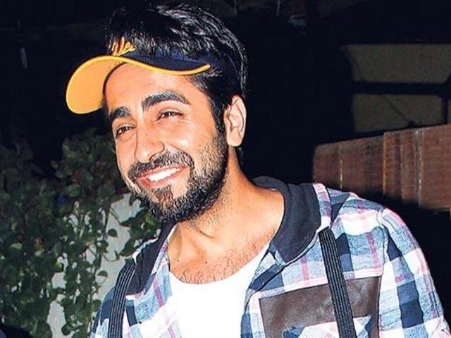 Ayushmann Khurrana at Mumbai Airport. (HT Photo) Ayushmann Khurrana at Mumbai Airport. (HT Photo)