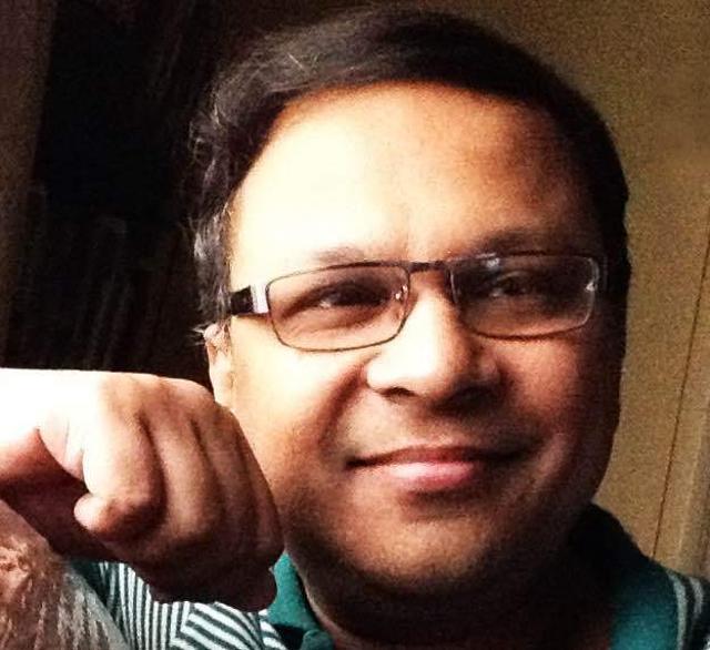 Director Atanu Ghosh is known for films like Angshumaner Chhobi (2009), Takhan Teish (2010) and Rupkatha Noy (2013).