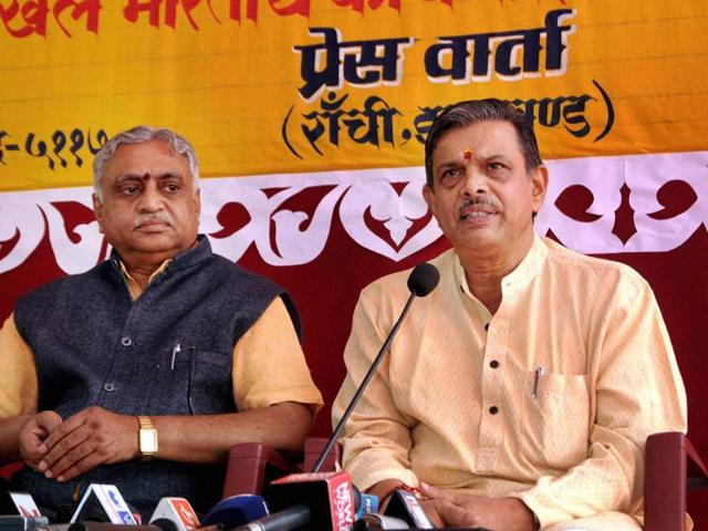 RSS Joint General Secretary Dattatreya Hosabale (R) and Akhil Bharatiya Prachar Pramukh, Manmohan Vaidya during the inauguration ceremony of All India Executive Body meeting at Sarla Birla Ground, in Ranchi on Friday.(PTI) RSS Joint General Secretary Dattatreya Hosabale (R) and Akhil Bharatiya Prachar Pramukh, Manmohan Vaidya during the inauguration ceremony of All India Executive Body meeting at Sarla Birla Ground, in Ranchi on Friday.(PTI)