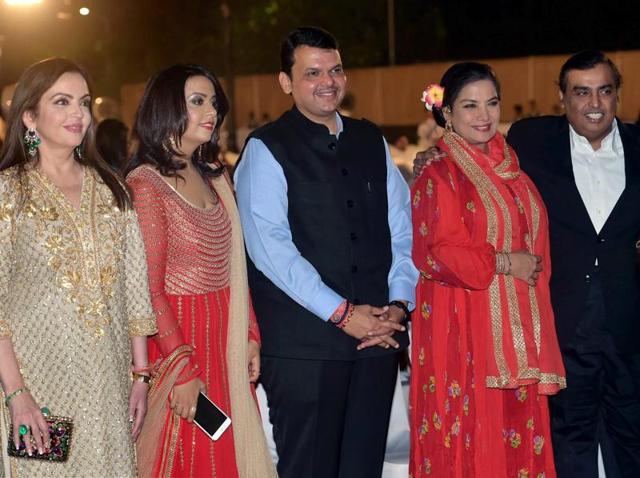 Maharashtra chief minister, Devendra Fadnavis along with his wife Amrita, Bollywood actor Shabana Azmi and industrialist Mukesh Ambani and wife Neeta at MAMI. (PTI)