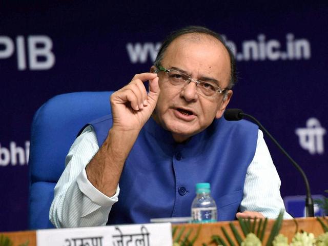 Arun Jaitley made the remarks following the trend of the RBI this year, which has so far cumulatively lowered its policy rate.(PTI Photo) Arun Jaitley made the remarks following the trend of the RBI this year, which has so far cumulatively lowered its policy rate.(PTI Photo)
