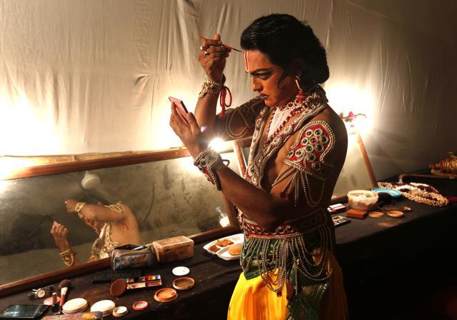 “Thank God, I still have my hair. We don’t do wigs here,” says Raj Kumar Sharma who plays Ram. (Photo by Ajay Aggarwal/ Hindustan Times) (Hindustan Times) “Thank God, I still have my hair. We don’t do wigs here,” says Raj Kumar Sharma who plays Ram. (Photo by Ajay Aggarwal/ Hindustan Times) (Hindustan Times)