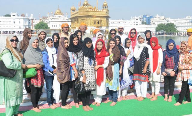 “There is no difference, India is the same as Pakistan. The people here were very friendly and not once did I get the feeling that I was in another country,” Sultan said. (HT Photo) “There is no difference, India is the same as Pakistan. The people here were very friendly and not once did I get the feeling that I was in another country,” Sultan said. (HT Photo)