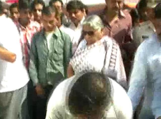 Madhya Pradesh minister Kusum Mehdele in a frame from the video in which she is seen kicking the minor boy. (HT Photo) Madhya Pradesh minister Kusum Mehdele in a frame from the video in which she is seen kicking the minor boy. (HT Photo)