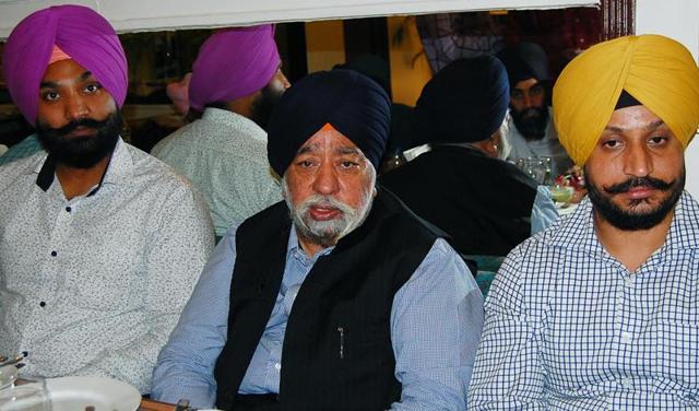 DSGMC chief Paramjit Sarna (centre) addressing a press conference in Amritsar on Sunday. (HT Photo) DSGMC chief Paramjit Sarna (centre) addressing a press conference in Amritsar on Sunday. (HT Photo)