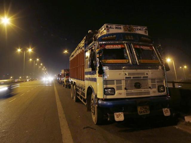 The Supreme Court had asked the state government to levy an environment tax on inbound trucks that pass through the capital. (Ravi Choudhary/ HT File Photo) The Supreme Court had asked the state government to levy an environment tax on inbound trucks that pass through the capital. (Ravi Choudhary/ HT File Photo)