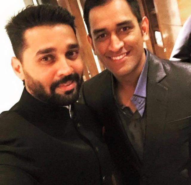 Dhoni also attended Harbhajan’s wedding reception. (FACEBOOK/HARBHAJANSINGH)