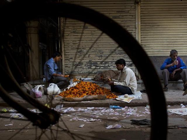 Labourers pause for a morning tea in old quarters of Delhi. The four-century-old neighborhood is chaotic and crowded, yet is the vibrant heart of the city. (AP) Labourers pause for a morning tea in old quarters of Delhi. The four-century-old neighborhood is chaotic and crowded, yet is the vibrant heart of the city. (AP)