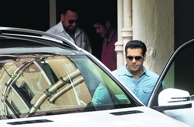 Salman Khan leaves his residence in Bandra (Mumbai) on May 19, 2014 for the hearing of the case related to a threat complaint made by one of the eyewitnesses in the 2002 hit-and-run case allegedly involving the actor. (Photo by Kalpak Pathak / Hindustan Times) Salman Khan leaves his residence in Bandra (Mumbai) on May 19, 2014 for the hearing of the case related to a threat complaint made by one of the eyewitnesses in the 2002 hit-and-run case allegedly involving the actor. (Photo by Kalpak Pathak / Hindustan Times)