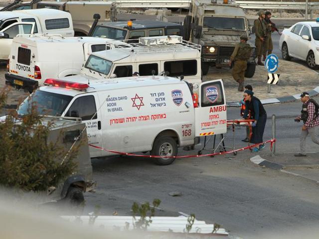 Israeli Army Shoots Dead Palestinian After Stabbing Attempt | World ...