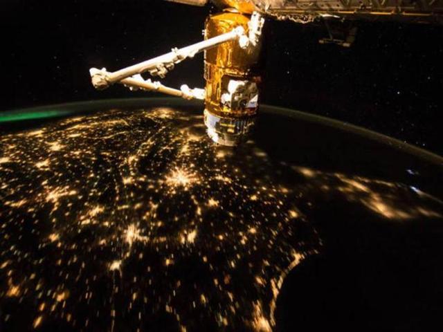 On Sept. 17, 2015, NASA astronaut Scott Kelly captured images and video from the International Space Station during an early morning flyover of the United States. (Photo courtesy: nasa.gov)