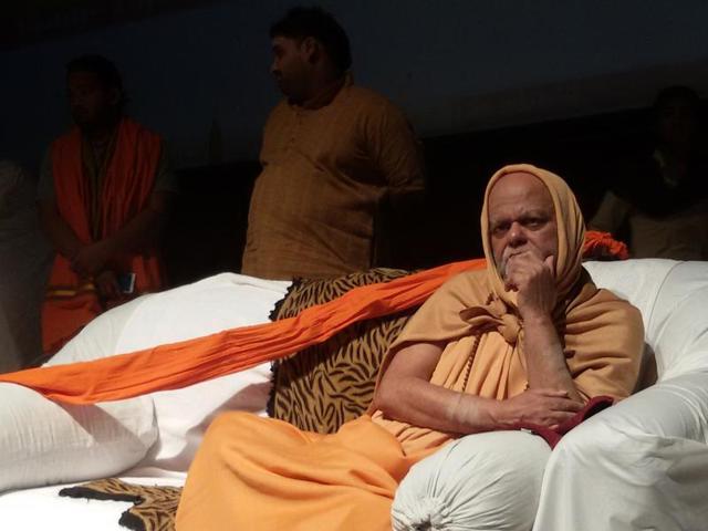 Shankaracharya Swami Nischalananda Saraswati said the root cause of the many ills plaguing modern world was primarily because it was not following the holistic Vedic model of development and progress. (HT photo) Shankaracharya Swami Nischalananda Saraswati said the root cause of the many ills plaguing modern world was primarily because it was not following the holistic Vedic model of development and progress. (HT photo)
