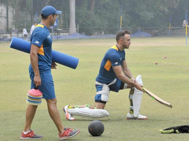 Faf Du Plessis of South Africa practising his strokes at the PCA stadium in  Mohali on Monday.  (Gurpreet Singh/HT) 