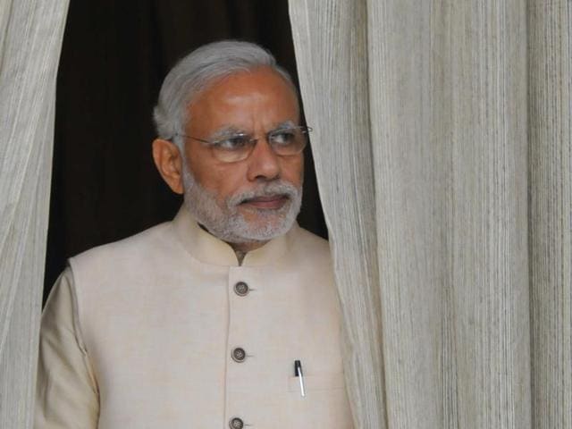 Prime Minister Narendra Modi will look to the sun to firm up India’s position as a rallying point for developing countries, especially those in Africa, when he attends the UN global conference on climate change in Paris on November 30.(Vipin Kumar/HT file photo)