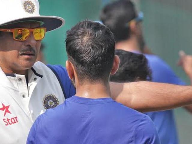 India's team director Ravi Shastri guides a player for match against South Africa. (HT Photo )