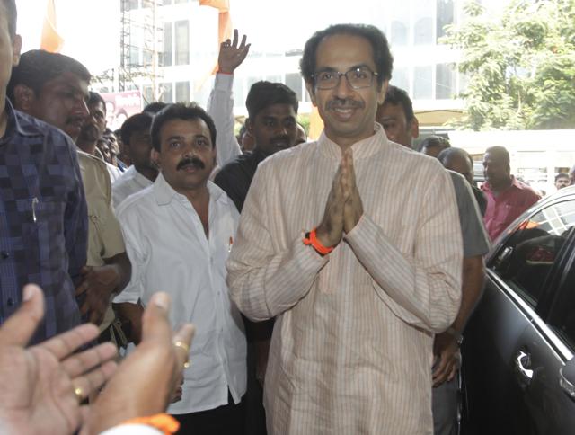 Shiv Sena chief Uddhav Thackeray at the Sena Bhavan on Tuesday.(Anshuman Poyrekar/ HT)