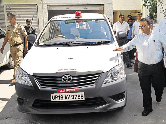 The CBI is already probing allegations of disproportionate assets against suspended Noida chief engineer Yadav Singh since August.(HT File Photo)